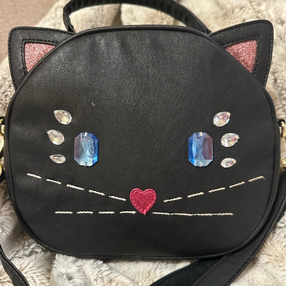 LUV Betsey Cat purse